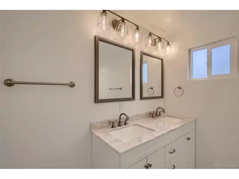 2249 Macon St, Aurora, CO 80010 photo 21
