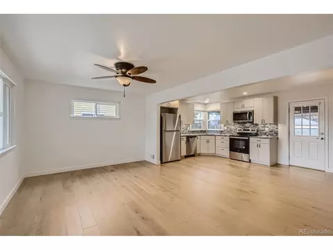 2249 Macon St, Aurora, CO 80010 photo 7