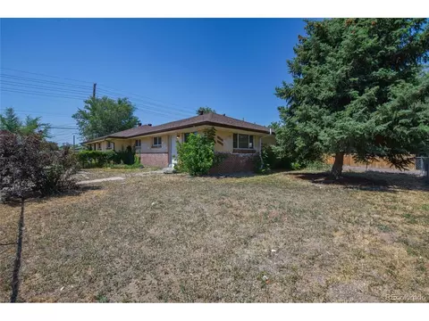 Exterior - 13080 E 13th Pl, Aurora, CO 80011 photo 2 of 2