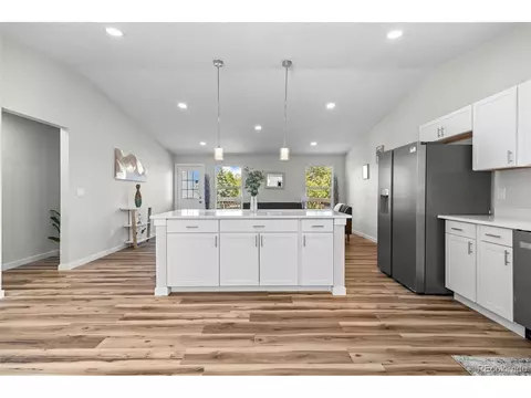 Kitchen - 17933 E Linvale Dr, Aurora, CO 80013 photo 5 of 6