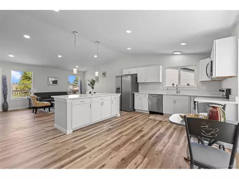 Kitchen - 17933 E Linvale Dr, Aurora, CO 80013 photo 2 of 6