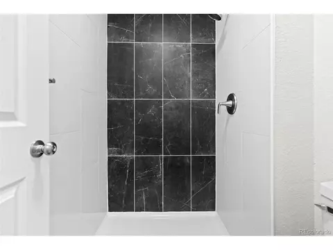 Bath - 17933 E Linvale Dr, Aurora, CO 80013 photo 2 of 5
