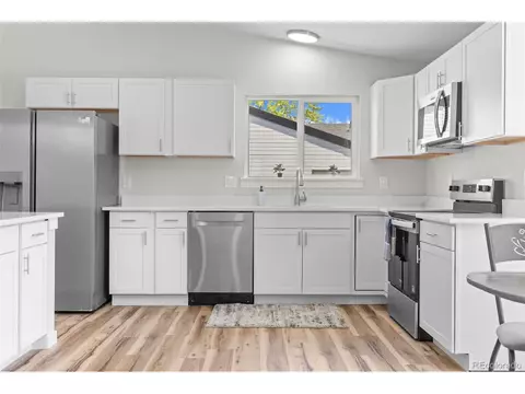 Kitchen - 17933 E Linvale Dr, Aurora, CO 80013 photo 4 of 6
