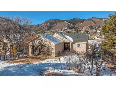 110 Oakdale Dr, Palmer Lake, CO 80133