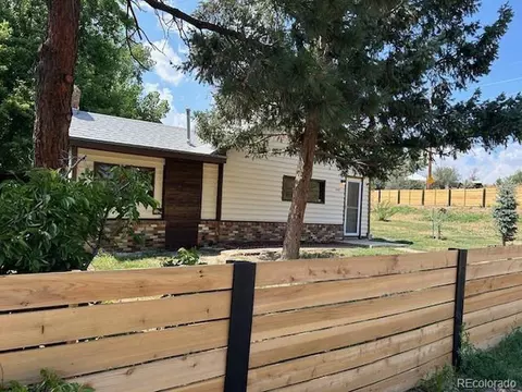 8187 2nd Ave, Arvada, CO 80007 photo 2