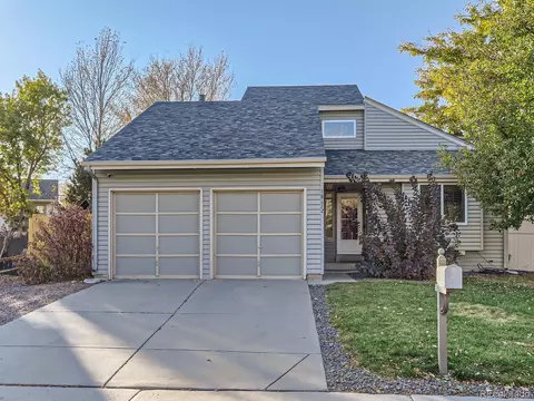 18272 E Crestline Cir, Centennial, CO 80015
