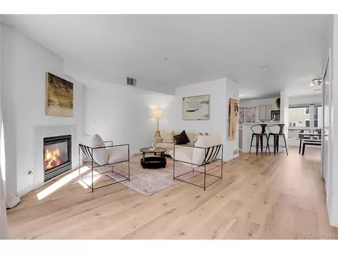 1330 S Monaco Pkwy #2, Denver, CO 80224