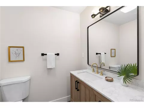 3045 S Grape Way, Denver, CO 80222 photo 7