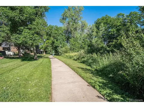 309 E Highline Cir #102, Centennial, CO 80122 photo 4