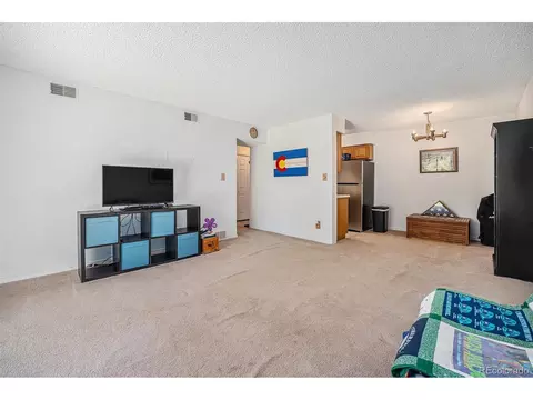 309 E Highline Cir #102, Centennial, CO 80122 photo 5
