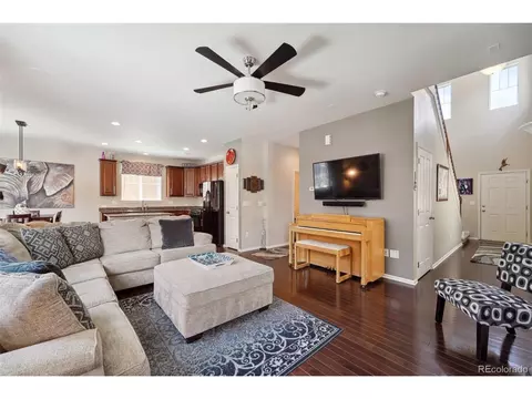 21791 E Layton Dr, Aurora, CO 80015 photo 4
