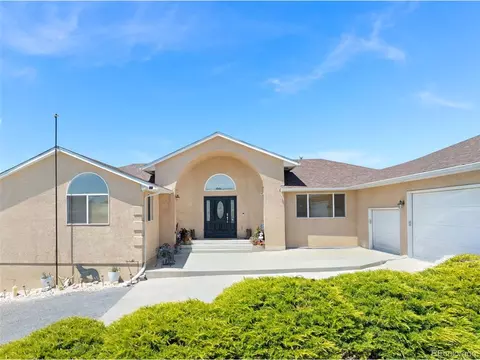 745 S Greenway Ave, Pueblo, CO 81007