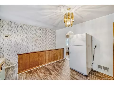 Kitchen - 6040 Marshall Ct, Arvada, CO 80003 photo 3 of 4