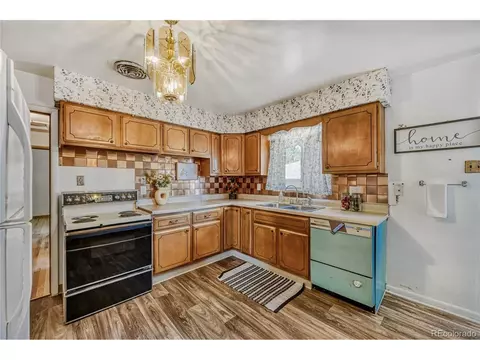 Kitchen - 6040 Marshall Ct, Arvada, CO 80003 photo 1 of 4