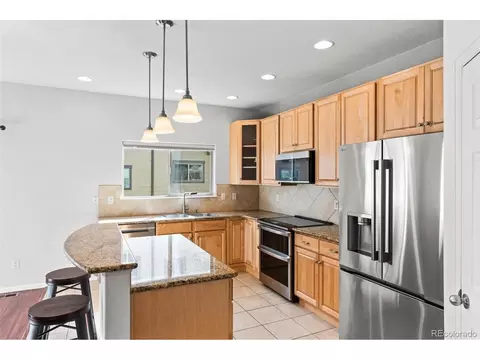 Kitchen - 3155 E 104th Ave #8D, Thornton, CO 80233 photo 4 of 5