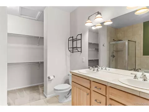 Bath - 3155 E 104th Ave #8D, Thornton, CO 80233 photo 2 of 7