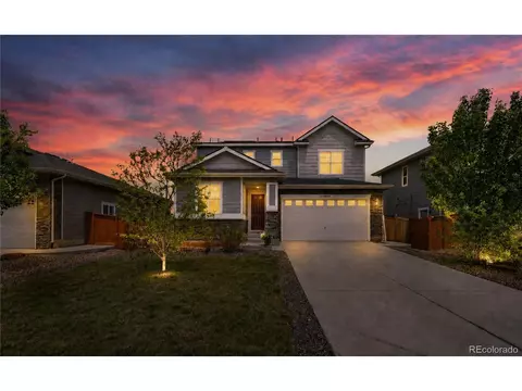 25603 E Byers Dr, Aurora, CO 80018