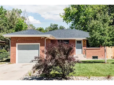 2324 Iola St, Aurora, CO 80010 photo 2