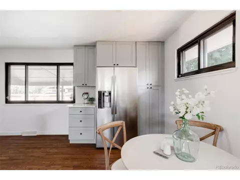 2324 Iola St, Aurora, CO 80010 photo 9