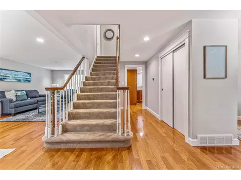 7696 E Napa Pl, Denver, CO 80237 photo 6