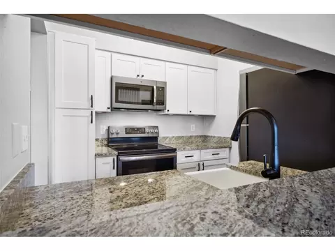 7470 Singing Hills Dr, Boulder, CO 80301 photo 7