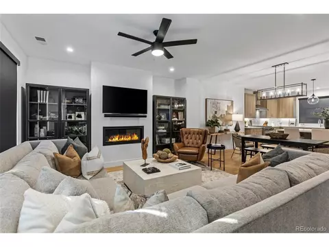 Living - 2475 Walnut St, Boulder, CO 80302 photo 2 of 3