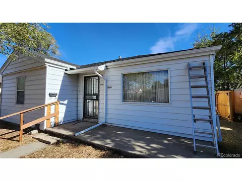 1208 Macon St, Aurora, CO 80010
