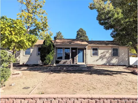 2126 Fraser St, Aurora, CO 80011