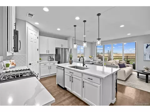 27491 E 10th Dr, Aurora, CO 80018 photo 13