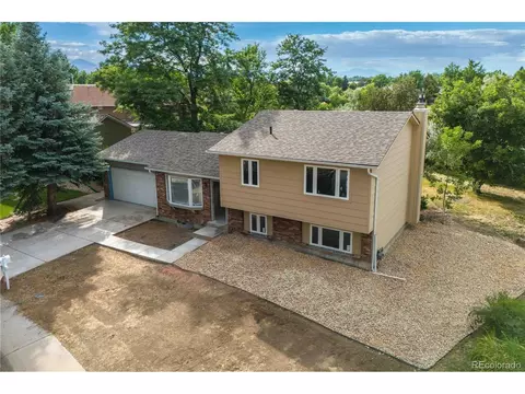 9097 W Polk Dr, Littleton, CO 80123