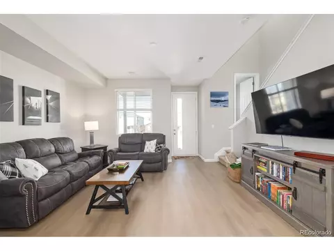 17048 E Center Pl, Aurora, CO 80017 photo 9
