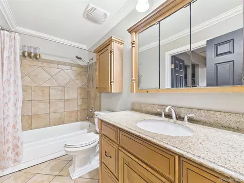 Bath - 5073 E 112th Pl, Thornton, CO 80233 photo 2 of 2