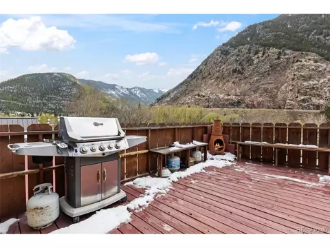 Exterior - 1105 Main St, Georgetown, CO 80444 photo 2 of 10