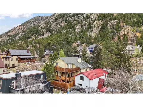 View/Area - 1105 Main St, Georgetown, CO 80444 photo 2 of 6