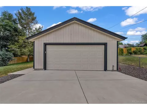 Exterior - 7760 Teller St, Arvada, CO 80003 photo 4 of 9