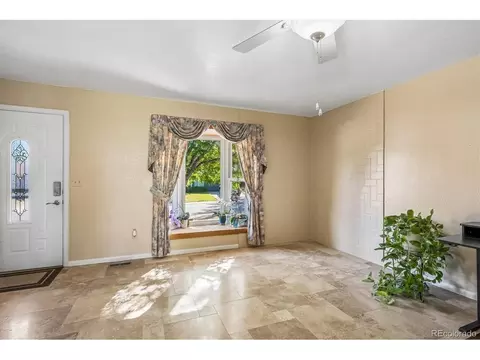 Living - 4659 S Alkire St, Morrison, CO 80465 photo 2 of 3