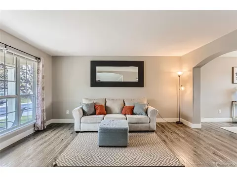 19539 E Crestridge Cir, Centennial, CO 80015 photo 6