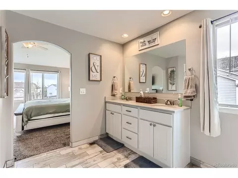 19539 E Crestridge Cir, Centennial, CO 80015 photo 23