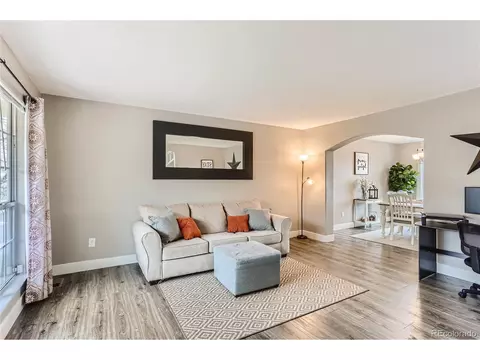 19539 E Crestridge Cir, Centennial, CO 80015 photo 5