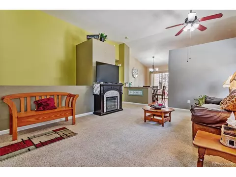 19077 E Carmel Dr, Aurora, CO 80011 photo 5