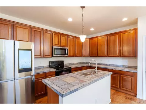8461 E 29th Ave, Denver, CO 80238 photo 5
