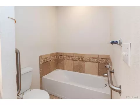 8461 E 29th Ave, Denver, CO 80238 photo 11