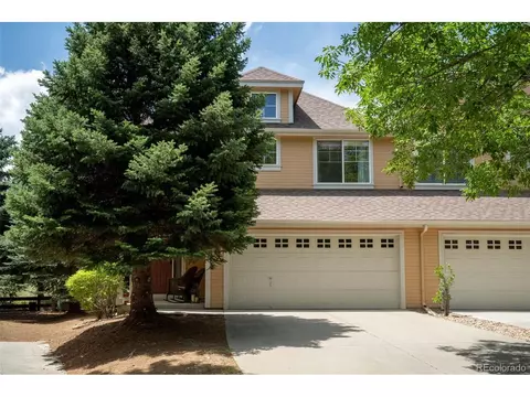 689 Wild Ridge Ln, Lafayette, CO 80026
