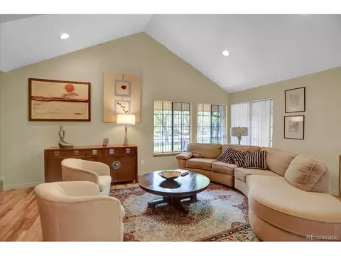 23 S Eagle Cir, Aurora, CO 80012 photo 9