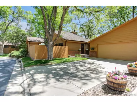 23 S Eagle Cir, Aurora, CO 80012 photo 3