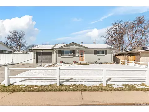 1661 S Carr St, Lakewood, CO 80232