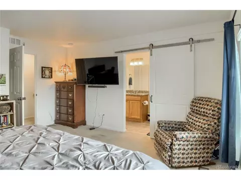 26278 Maple Dr, Aurora, CO 80018 photo 17