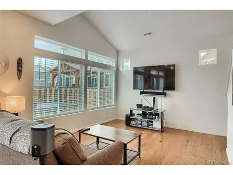 26278 Maple Dr, Aurora, CO 80018 photo 5