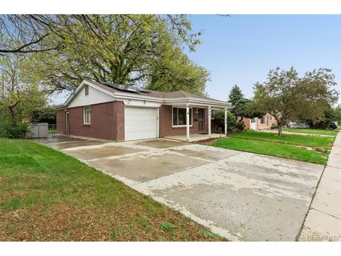 3225 W Chenango Ave, Englewood, CO 80110