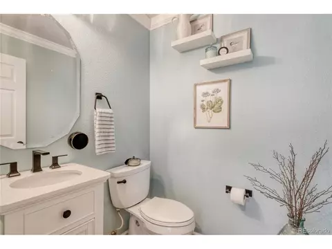 Bath - 19548 E Powers Pl, Aurora, CO 80015 photo 1 of 4